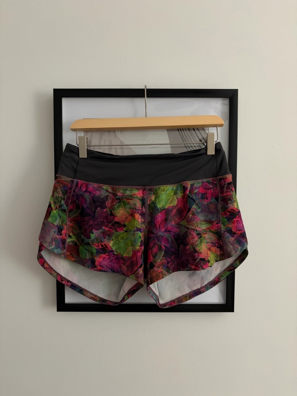 Lululemon Speed up Floral Multicolor